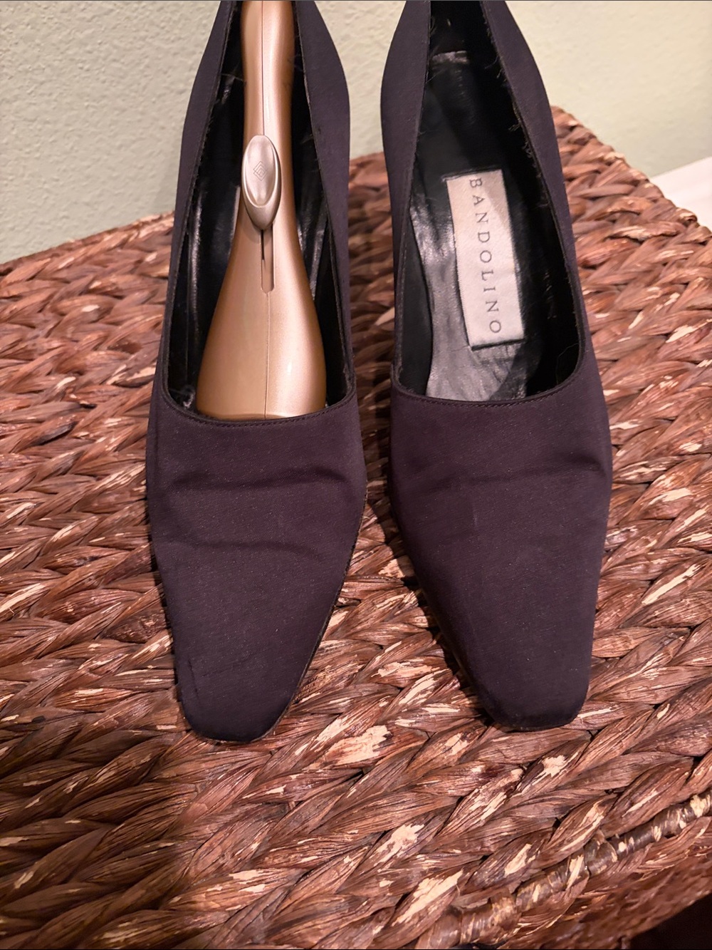 Bandolino Black Pointed Square-Toe Pumps